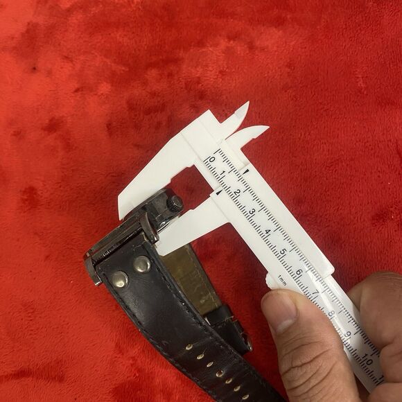 OULM Watch 9591 Dual Time Dials Military Quartz Black Face Needs Repairs/Battery - Picture 14 of 15